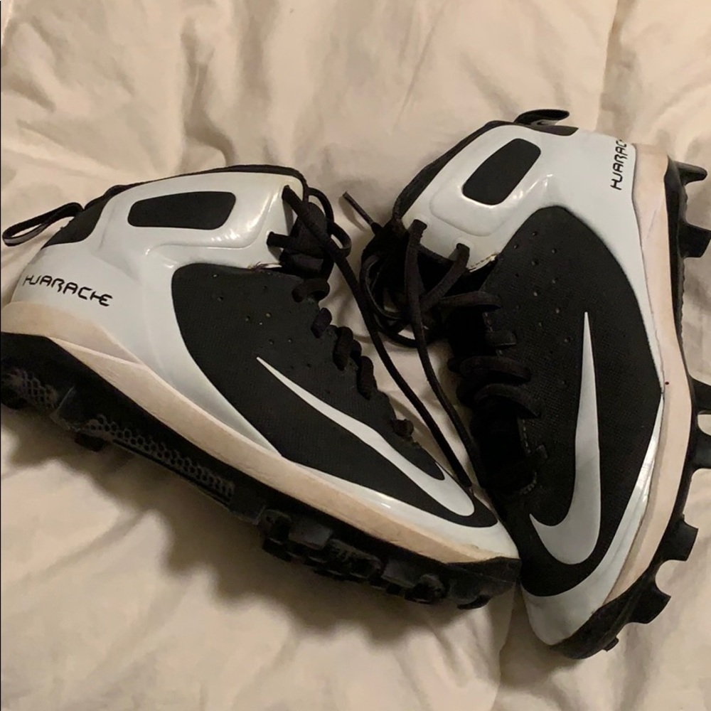 Boys | Size 4.5 | Nike Hurache | Baseball Cleats